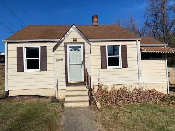 1612 Monsview Place Lynchburg, VA 24504