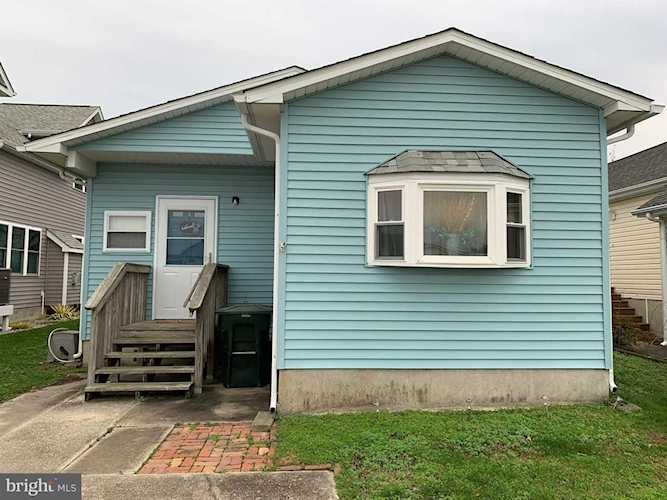 - 133 S Ocean Dr Ocean City MD Photo 1