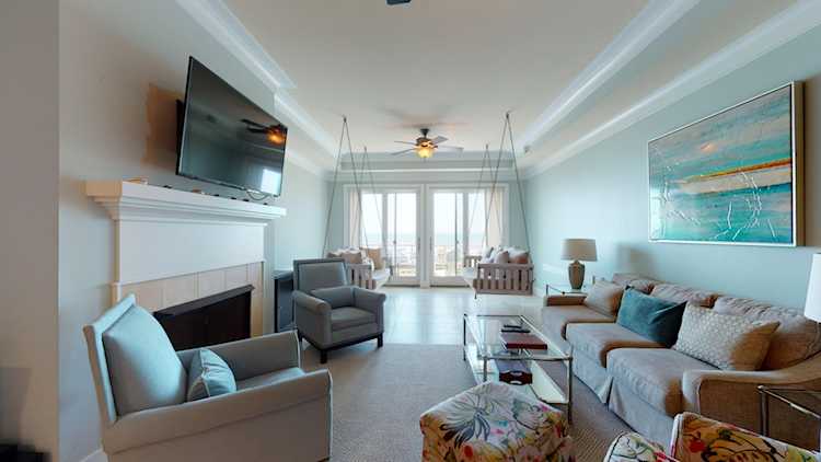 113 E Arctic Ave Folly Beach, SC 29439