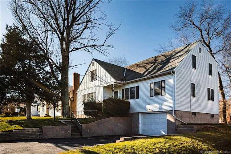61 Ridge Road Middletown, CT 06457