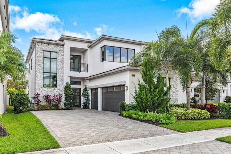 9018 Dulcetto Court Boca Raton, FL 33496