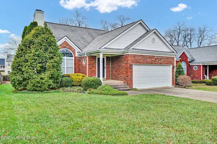 708 Eastgate Village Pl Louisville KY 40223 MLS1628052