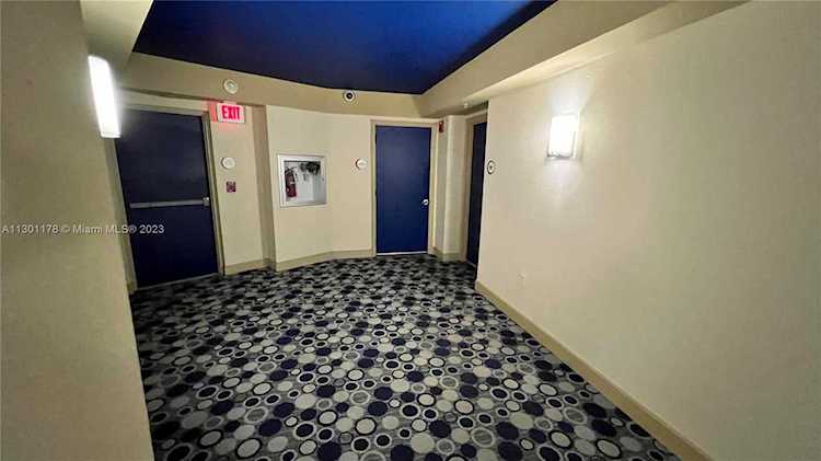 1830 N Radius Dr #501 Hollywood, FL 33020
