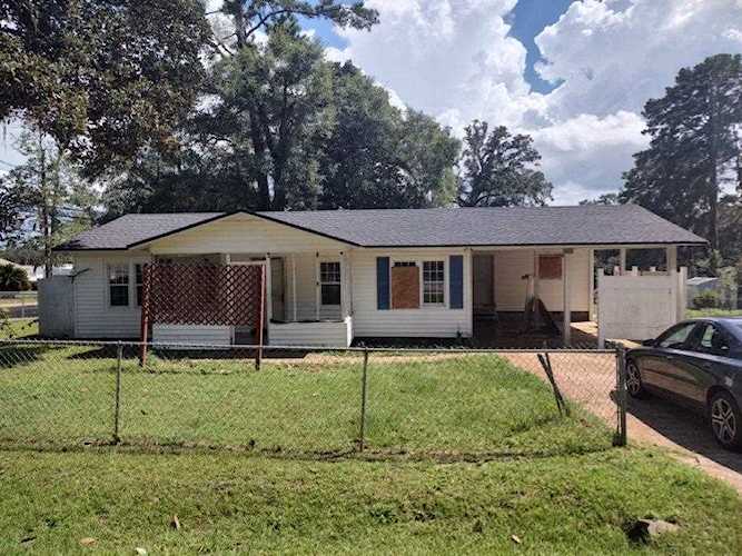 525 Omega Ave Tallahassee, FL 32305