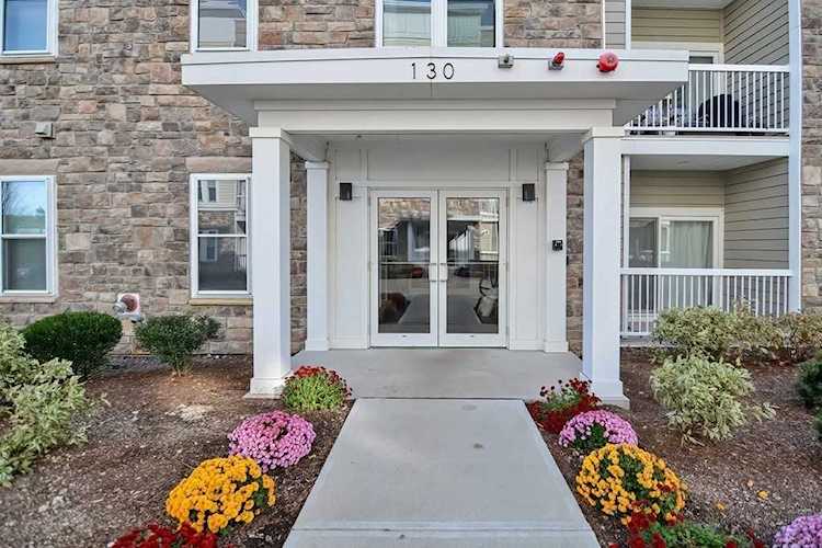 130 University Ave #I305, Westwood, MA 02090 - $689,900 - MLS#73067372 Photo 1