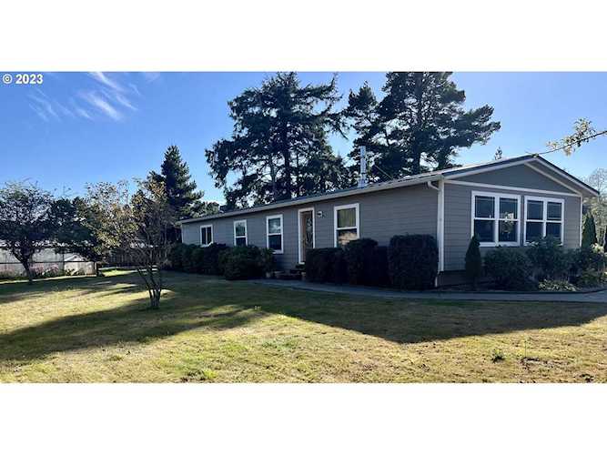 87994 Auction Barn LN Bandon, OR 97411 | MLS 22612707 Photo 1