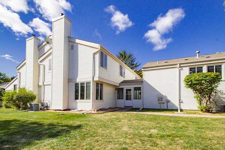 284 Cambria Court Woodbury, MN 55125