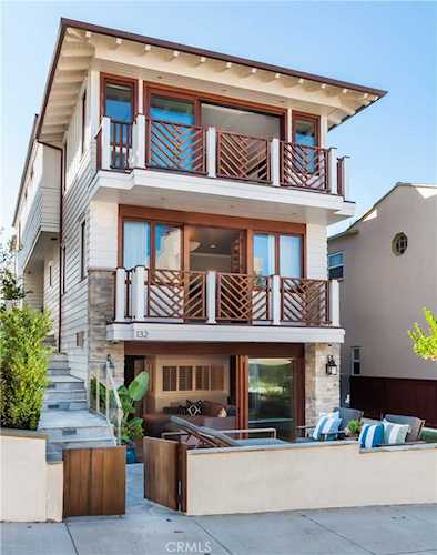 132 16th St Manhattan Beach, CA 90266