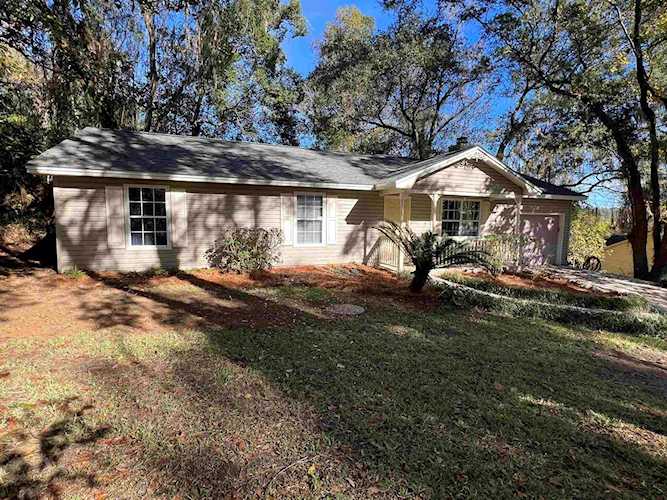 2625 Tupelo Terrace Tallahassee, FL 32303