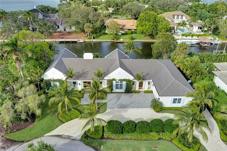 501 River Dr Vero Beach, FL 32963