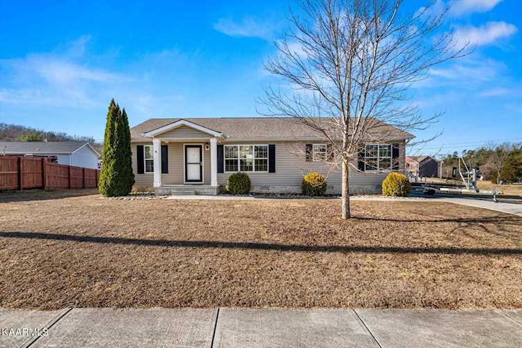 1170 Case View Rd Dandridge, TN 37725