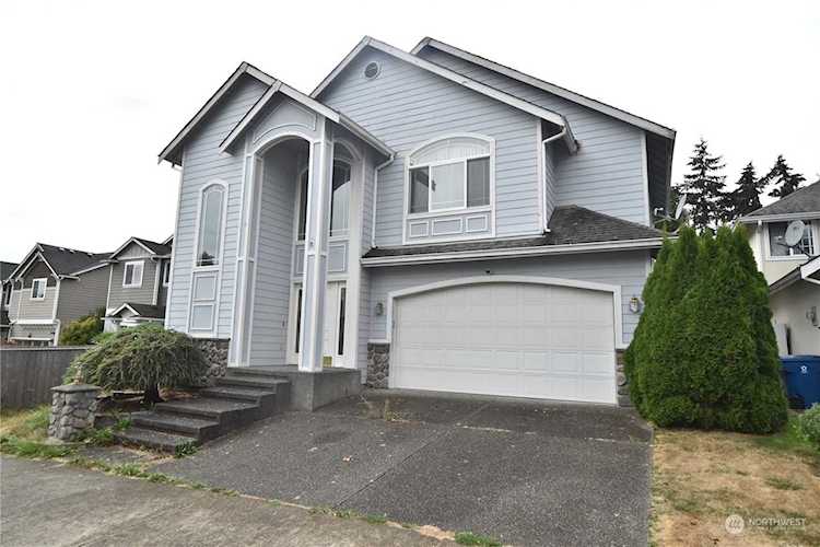 25411 155th Ave SE Covington, WA 98042