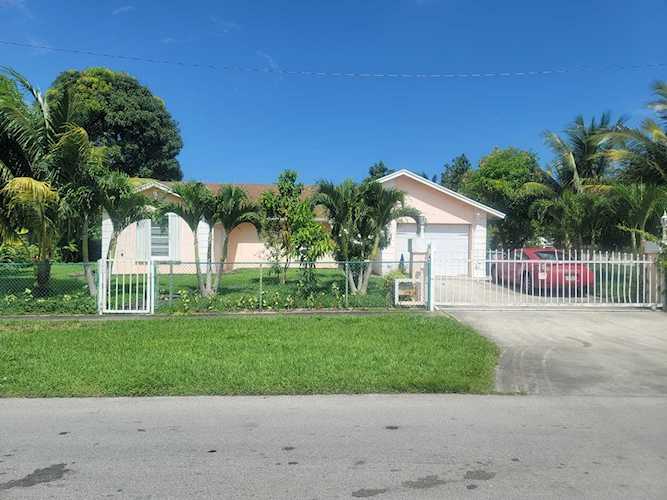 7500 San Castle Boulevard Lake Worth, FL 33462