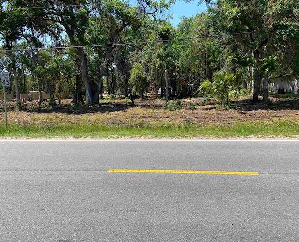 2321 Us Highway 98 East Lanark Village, FL 32322