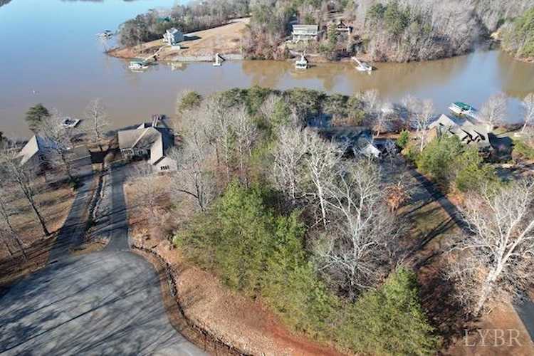 0 Runaway Bay Rd Lynch Station, VA 24571