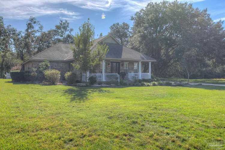 3162 Edinburgh Castle Dr Milton, FL 32583