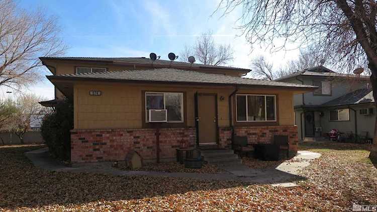 674 Oakwood Dr Sparks, NV 89431