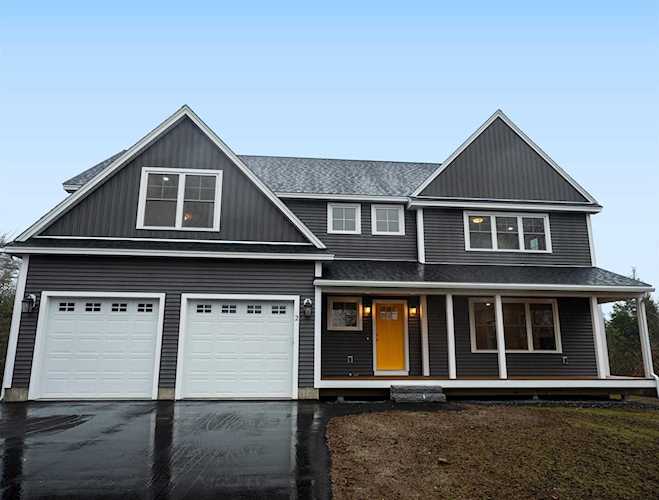 2 Tanya Ln Brentwood, NH 03833