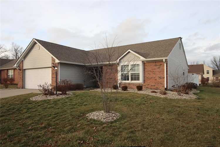 6712 Blackthorn Dr Indianapolis, IN 46221 | MLS 21898714 Photo 1