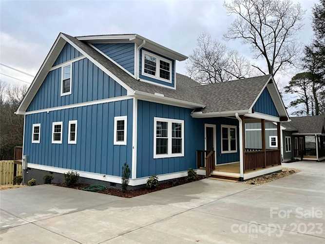 4 Goldmont St Black Mountain, NC 28711