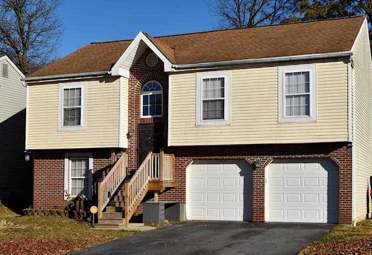 1700 Westmeadow Drive Columbus, OH 43223 | MLS 222041294 Photo 1