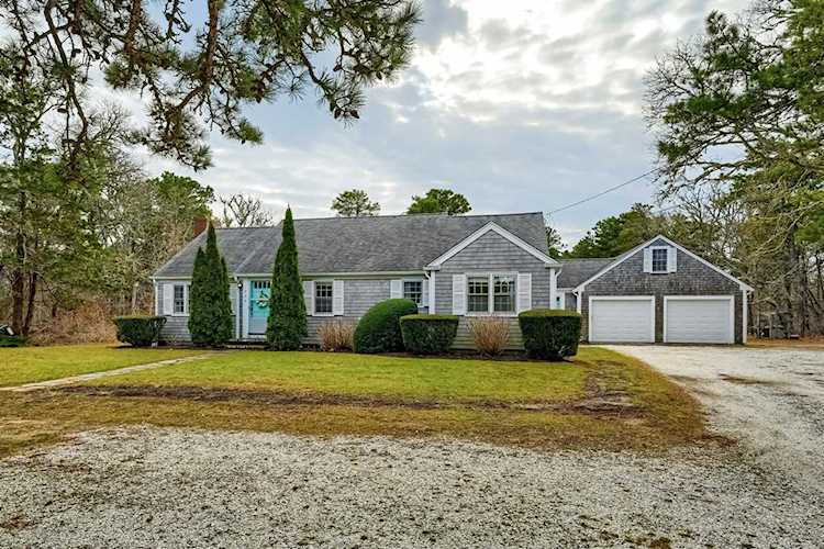 1039 Route 28 Harwich, MA 02645 | MLS 22300005 Photo 1