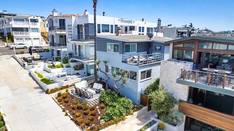 124 2nd St Manhattan Beach, CA 90266