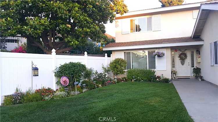 7152 Rampart Ln La Palma, CA 90623