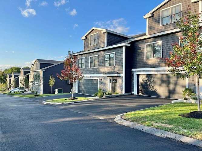 12 James Coffin Way #12 Middleton, MA 01949 | MLS 73036041 Photo 1