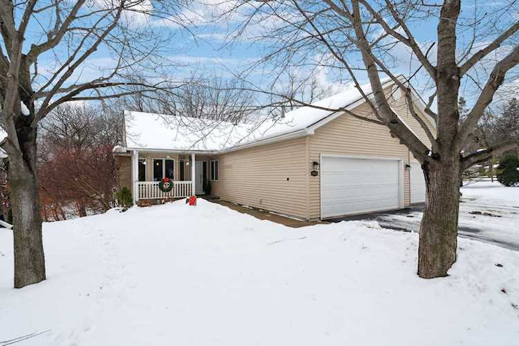2163 Overlook Drive Bloomington, MN 55431