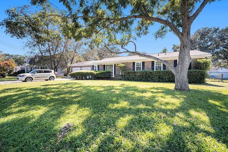 761 Waterloo St Charleston, SC 29412