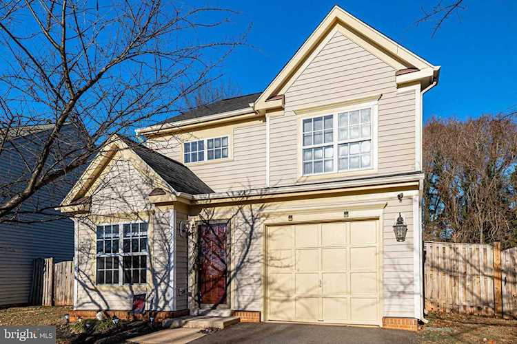 20596 Sutherlin Place For Sale in Sterling Photo 1