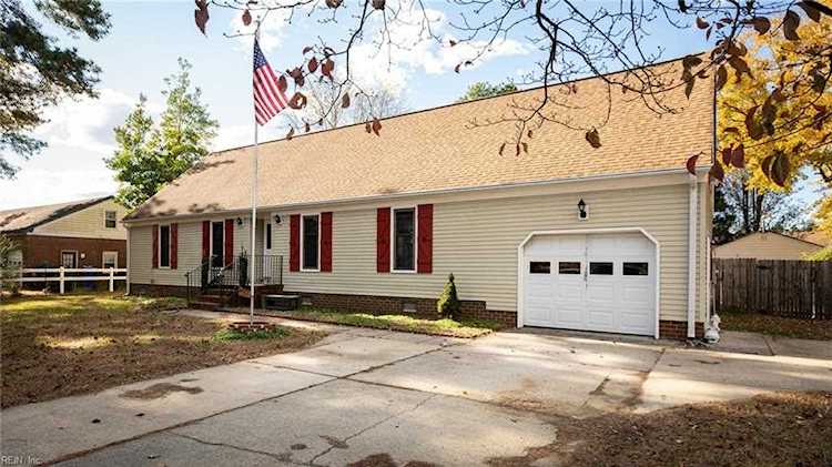 5049 Bennetts Pasture Rd Suffolk, VA 23435 | MLS 10468870 Photo 1