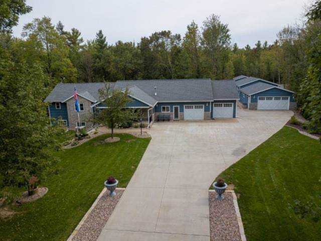 517 Poplar Lane Hatley, WI 54440