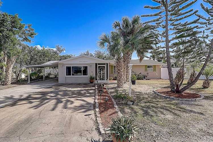 1477 Nantucket Rd Venice, FL 34293