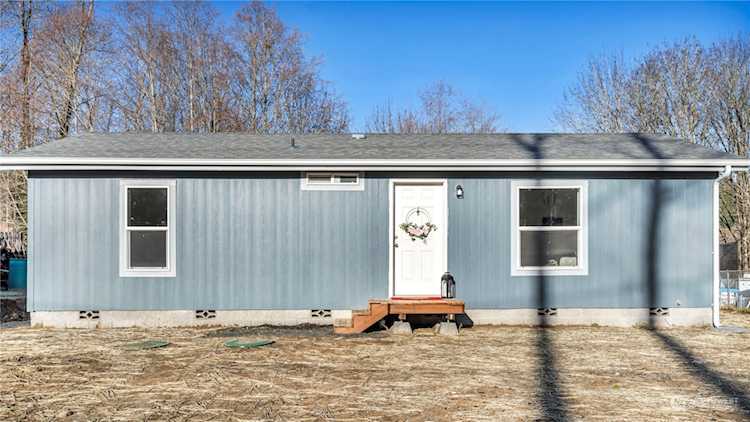 3951 Division Ave W Bremerton, WA 98312