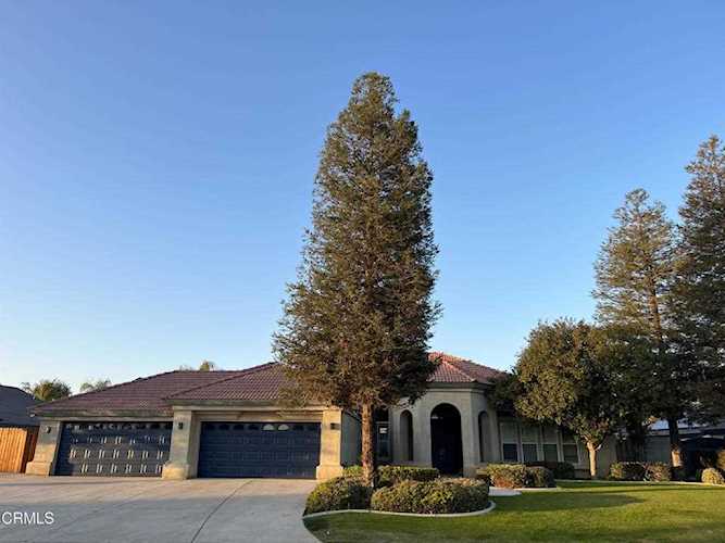 11410 Pecos River Dr Bakersfield, CA 93312