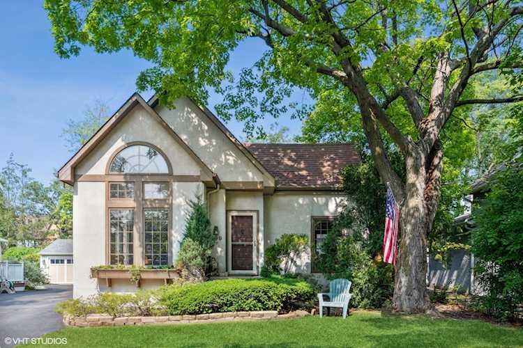499 Oakdale Ave Glencoe, IL 60022