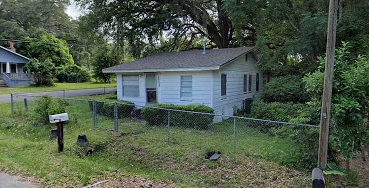 3417 Laura St Tallahassee, FL 32305 in Campbell Park Photo 1