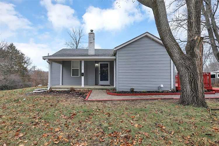 499 N Wayne St Danville, IN 46122 | MLS 21899011 Photo 1
