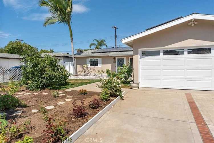 3113 Barbados Place Costa Mesa, CA 92626