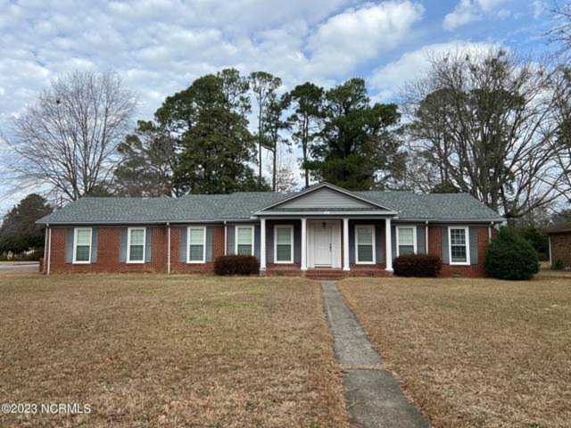 212 Robin Lane Edenton, NC 27932