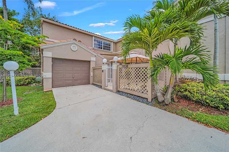 11038 Mainsail Dr Cooper City, FL 33026
