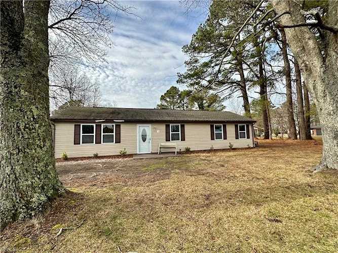 1512 West Rd Chesapeake, VA 23322