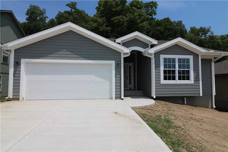 5101 University Ave St Joseph, MO 64503