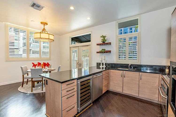 511 8th Ave #TH112 San Diego, CA 92101
