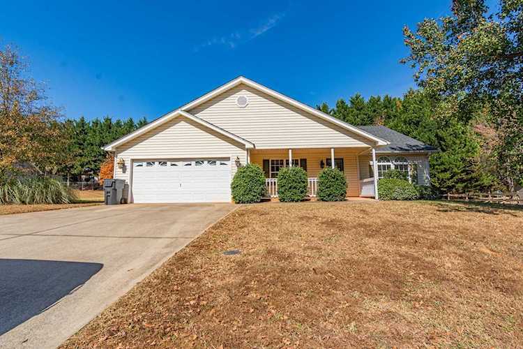 6 Setinel Court Greer, SC 29650