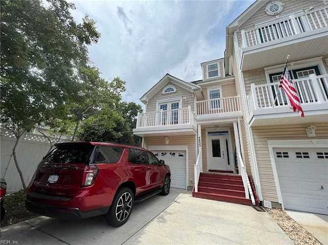 4833 Harbor Oaks Way Virginia Beach, VA 23455