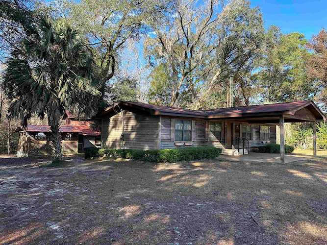 8464 Manor Dr Tallahassee, FL 32303 in Country Manor Estates Photo 1
