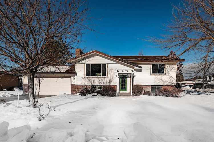 7439 N Lidgerwood St Spokane, WA 99208 | MLS 202310289 Photo 1